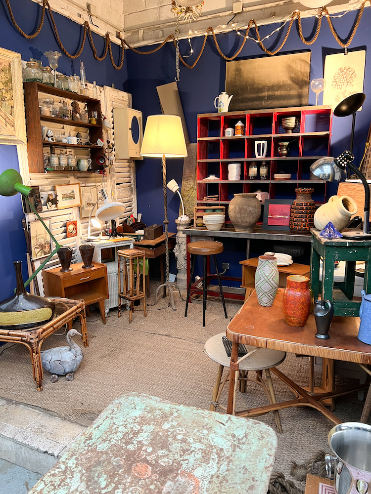 Vlooienmarkt Marché aux Puces Paris-Jules Vallès