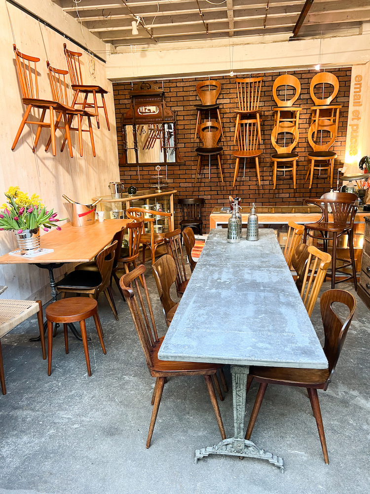 Vlooienmarkt Marché aux Puces Paris-Paul Bert