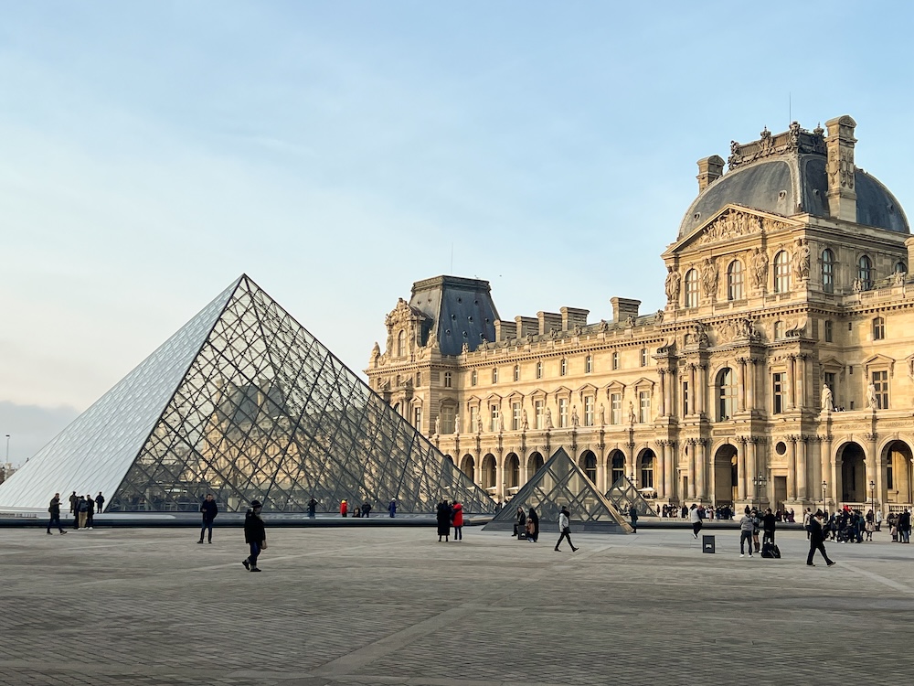 Louvre
